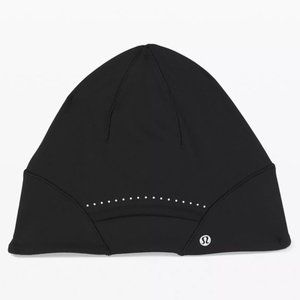 RUN FOR IT ALL LULULEMON BEANIE